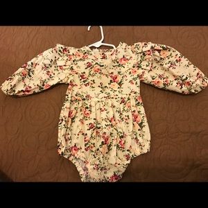Floral bubble romper